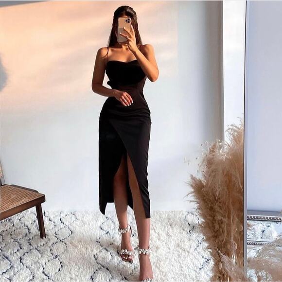 ZARA BLOGGER FAVORITE SATIN EFFECT CUT OUT MIDI DRESS - Picture 4 of 12